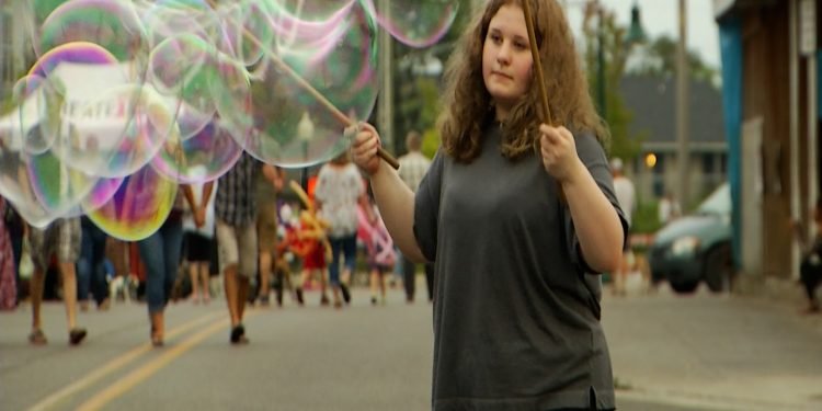 Traverse City Last Slice of Summer Hopes for Boost in Downtown Business