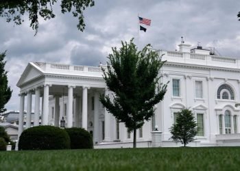 How the White House and Democrats hope to survive Biden’s political bruises