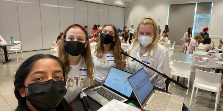 GirlsLeadKC helps teens add their voice to politics