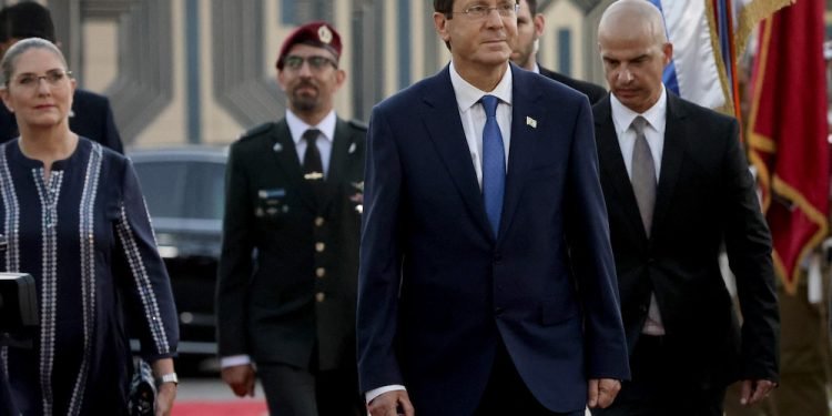 Israeli president and Jordanian king hold secret talks | Politics News