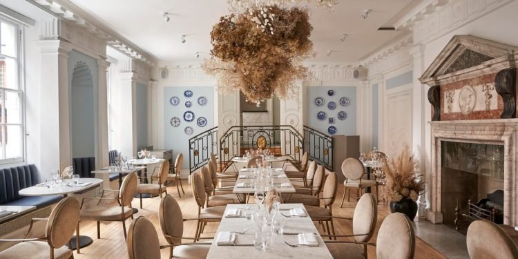 Little Black Book Of Health, Beauty And Wellness Practitioners