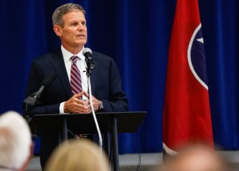 In Tennessee’s Covid Struggles, Some See Political Roots