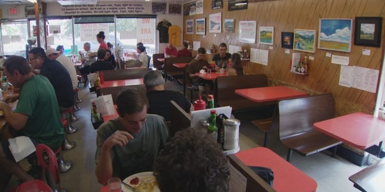 Boulder business offered bonus to employees to get vaccinated