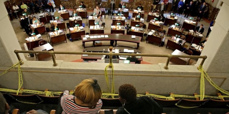 St. Louis petitioners to submit signatures seeking redistricting ballot issue | Politics