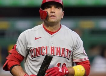 Miley struggles, Reds’ skid continues with 6-5 loss to Bucs | Sports