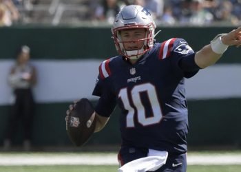 Jones, Patriots breeze past Jets as Wilson throws 4 INTs | Sports