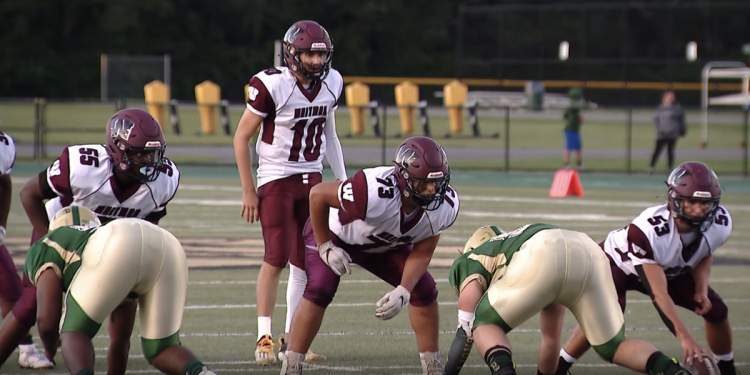 Whitman & East Islip earn football wins