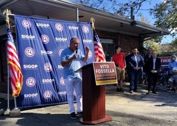 ‘We want this country back’: Vito Fossella’s campaign kickoff draws political allies, potential voters to New Dorp