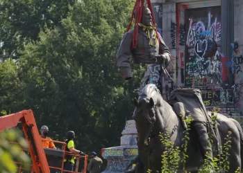 Opinion | The Jan. 6 insurrection shows why the Robert E. Lee statue had to go – The Washington Post