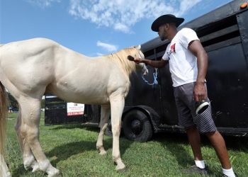 Minority-owned businesses, community leadership showcase Toledo culture during Solheim Cup weekend