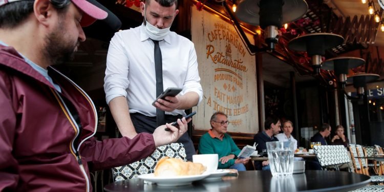 France could ease health pass restrictions in large shopping malls – minister