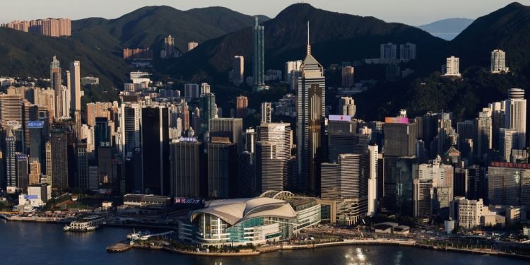 Politicians swear loyalty to Hong Kong, but face govt patriotic test