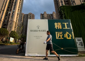 Opinion | The danger isn’t that China’s Evergrande will collapse. It’s that it won’t.