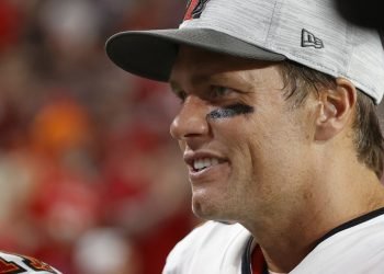 Quarterbacks old and new battle for glory as season kicks off