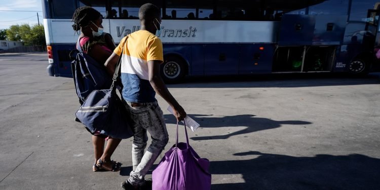 U.S. special envoy to Haiti resigns, says he will not be associated with ‘inhumane, counterproductive’ deportations of Haitians