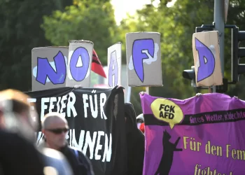 German far-right party AfD fights Center for Political Beauty on fake election fliers