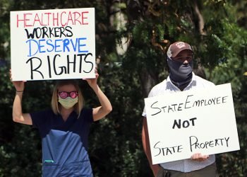 Why Won’t Some Health Care Workers Won’t Get The COVID-19 Vaccine? : NPR