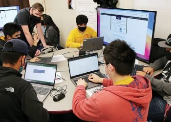 Watsonville’s Diamond Technology Institute Honored