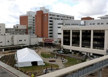 Fresno County warns hospitals may be forced to ration health care as COVID-19 cases surge