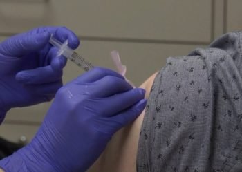 Metro Vancouver midwife says divisive culture around vaccines affecting pregnant people’s immunization decisions