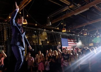 In Senate Battle, Democrats Defy Biden’s Low Standing (for Now)