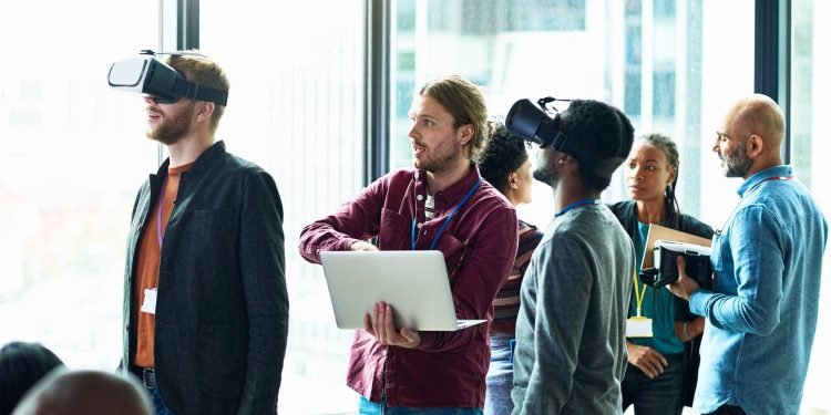 How Innovative Technology Improves On-the-Job Training