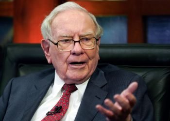 Buffett’s Berkshire Hathaway wins OK to buy 50% Occidental stake