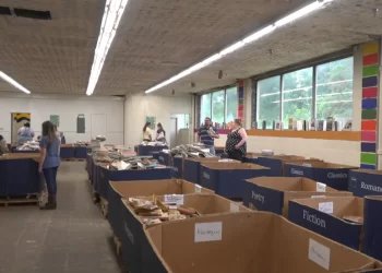 News business Books by the Pound opens in Lynchburg