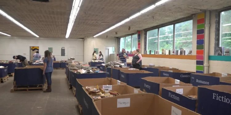 News business Books by the Pound opens in Lynchburg