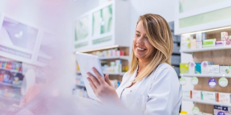 Become the Pharmacy of the Future With Technology Solutions