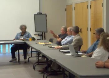 Business owners meet to discuss MDOT 16th Avenue project
