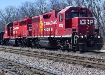 Davenport strikes deal with Canadian Pacific for up to $10M | Politics and elections