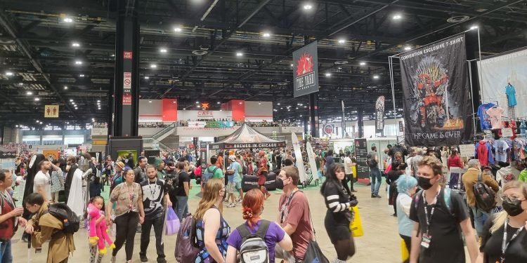 Pop Culture Fans Show Out at Chicago Comic and Entertainment Expo | Chicago News
