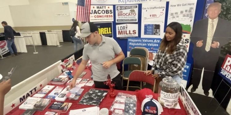 Ventura County Fair serves up politics at rival booths