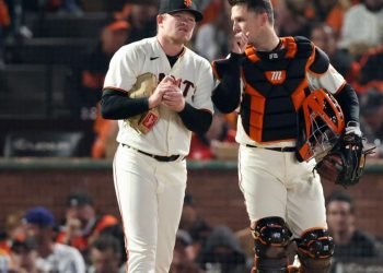 Buster Posey offers measured evaluation of Giants’ 2022 season