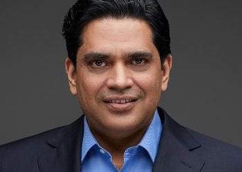 Role of technology in reshaping the FinTech industry