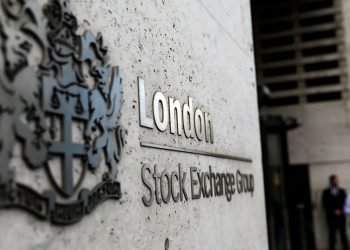 UK midcaps hits new one-month low as business activity stalls