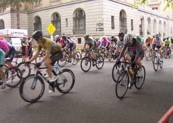 Downtown business owners have mixed reaction during Portland Criterium bike race – KATU