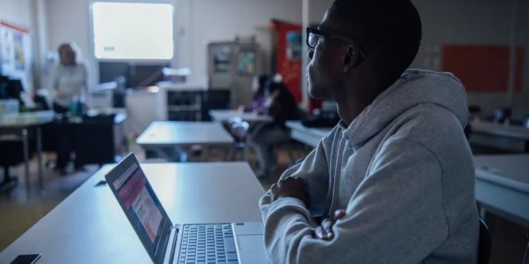 Short-term Training Can Lead to Technology Jobs without College Degrees