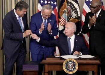 Iowans want health care focused on patients, not politics