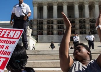 Google, Apple Back Affirmative Action in Harvard Case (2)