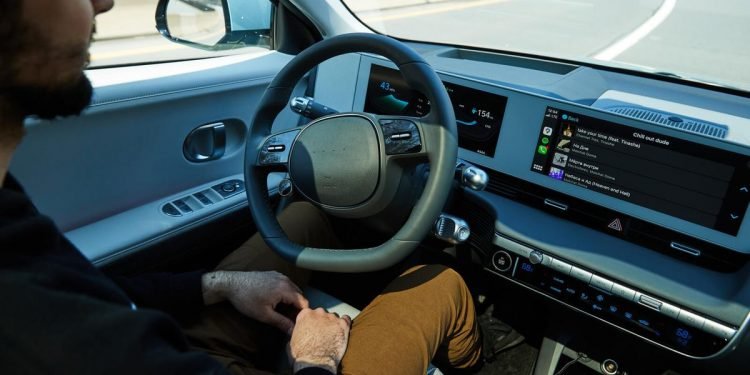 Semi-Autonomous Driving Systems | Automotive Technology
