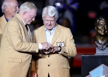 Jimmy Johnson Responds to Jerry Jones’ Ring of Honor Comments