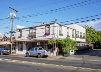 Maui Entrepreneur Says County Is Determined To Put Him Out Of Business