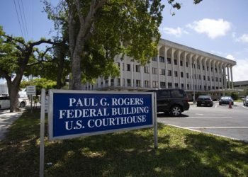 Trump Mar-a-Lago case: Justice Department open to one of Trump’s proposed candidates for special master review