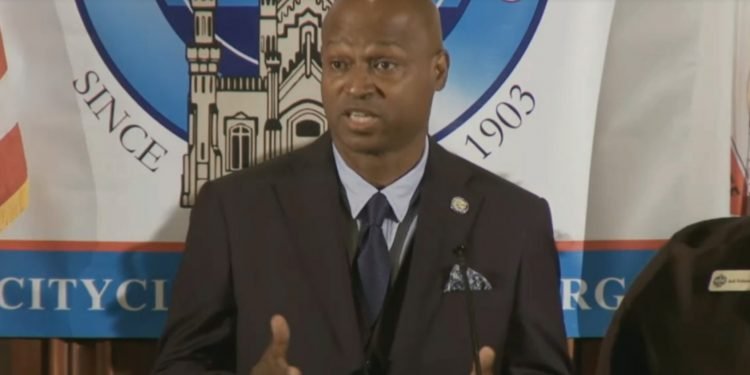 Spotlight Politics: Welch Defends Ending Cash Bail; Pritzker Threatens to Sue Conservative PAC | Chicago News