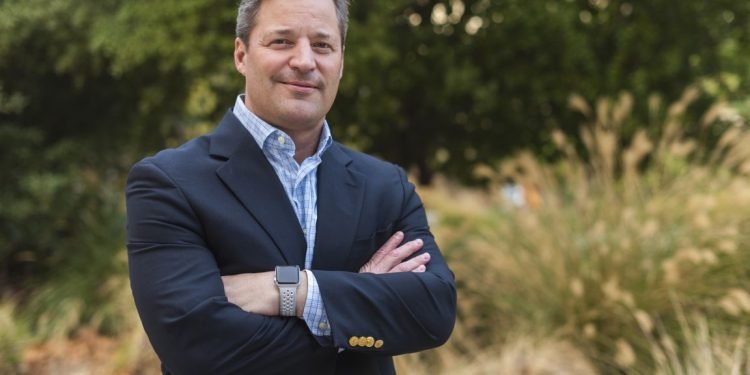 Eric Hoek to receive water research and technology prize