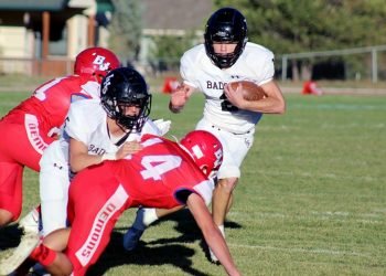 No. 1 Limon football shows off established culture in win over No. 6 Buena Vista