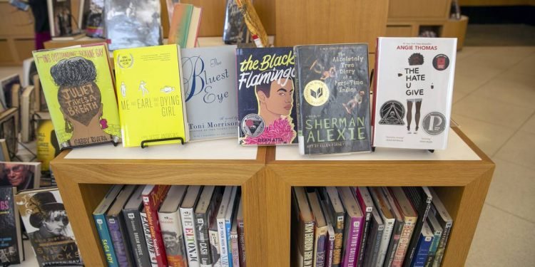 What do the book banners and burners fear? – The Virginian-Pilot