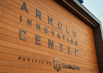 Small business hub, Arnold Innovation Center, opens in Conway